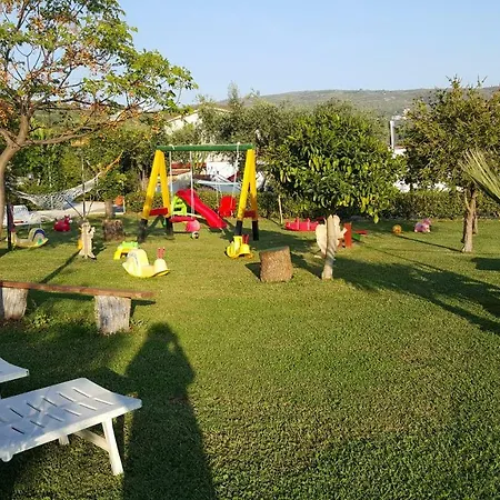 Heaven Aparthotel Ricadi